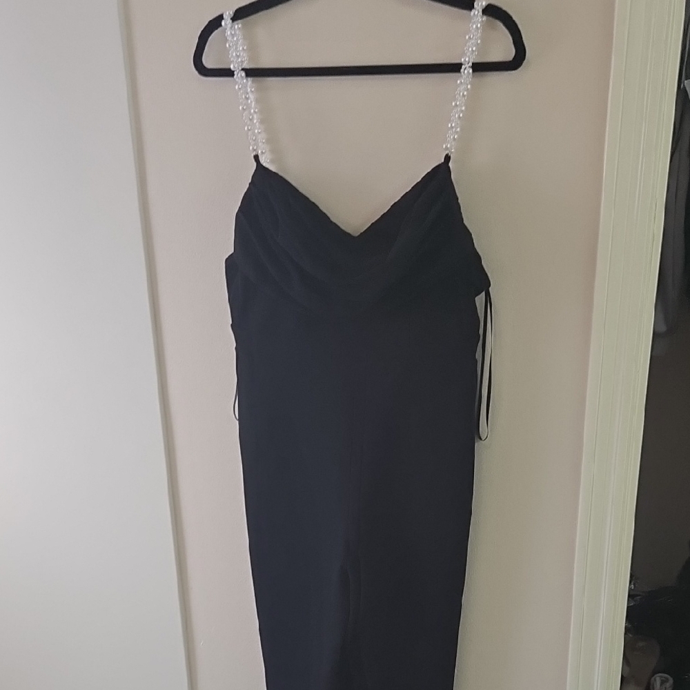 Fashion Nova Black Strapless Dress with Pearl Straps